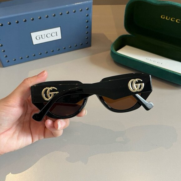 Gucci Women\'s Designer Sunglasses main image 5